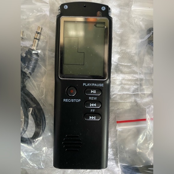 Digital Voice Recorder One Touch Recording - Picture 7 of 15